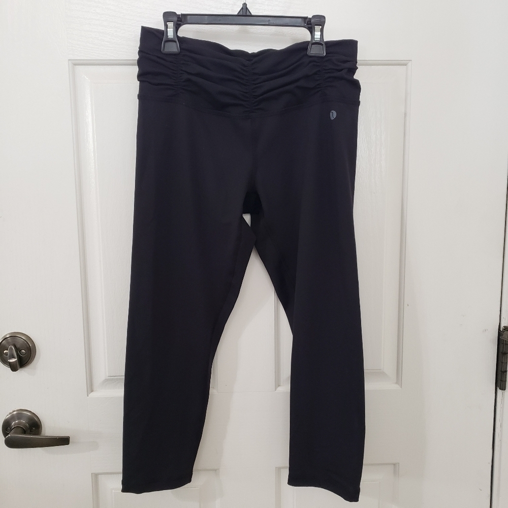 Caelum Crop Athletic Legging Pants Black Stretch